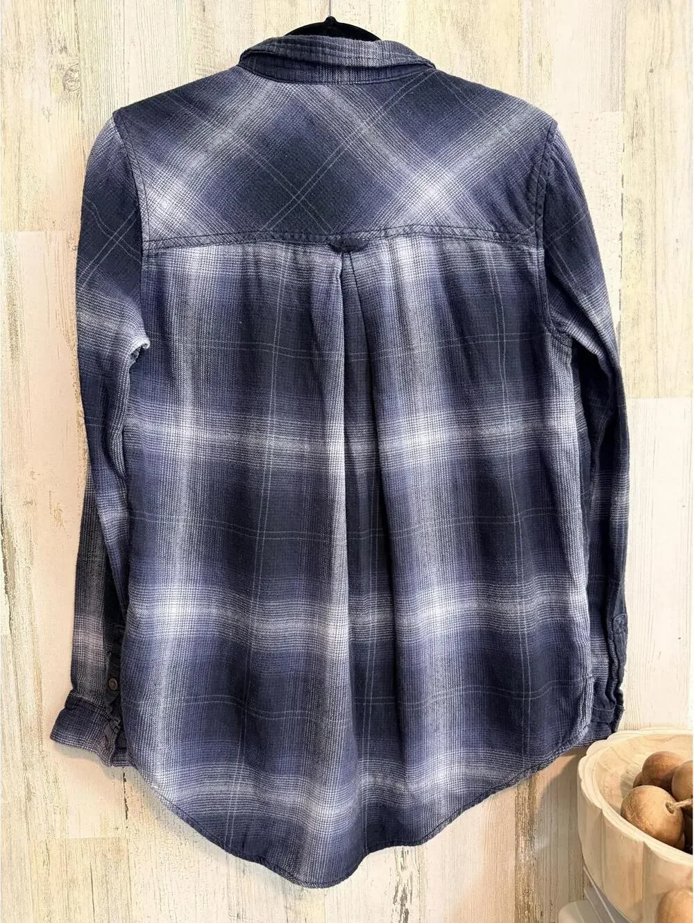 BDG Women's Medium Blue Plaid Button Down Flannel Shirt - Picture 3 of 12